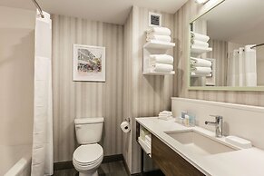 Hampton Inn & Suites by Hilton Quebec City Beauport