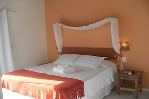 Pousada Caminho das Aroeiras