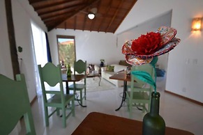 Pousada Caminho das Aroeiras