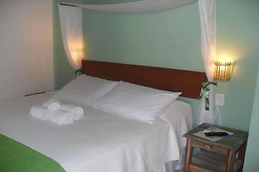 Pousada Caminho das Aroeiras