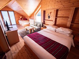 Natyral Razma Resort