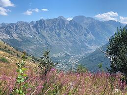 Natyral Razma Resort