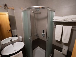 Natyral Razma Resort