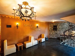 Natyral Razma Resort