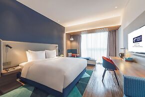 Holiday Inn Express Qingdao Chengyang Central by IHG