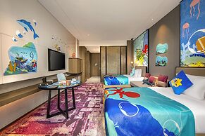 Crowne Plaza Wuxi Lake View by IHG