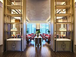 Crowne Plaza Wuxi Lake View by IHG