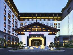 Crowne Plaza Wuxi Lake View by IHG