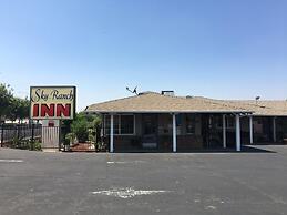 Sky Ranch Inn