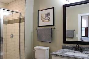 Bridgestreet at the Leader Building