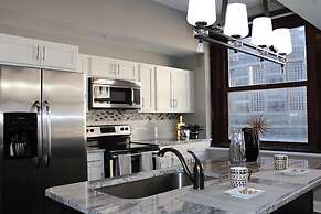 Bridgestreet at the Leader Building