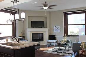 Bridgestreet at the Leader Building