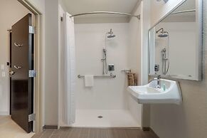 MainStay Suites Bricktown - near Medical Center