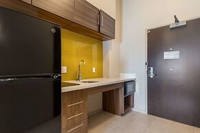 MainStay Suites Bricktown - near Medical Center