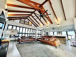 Naisoso Island Villas