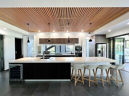 Naisoso Island Villas