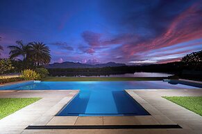 Naisoso Island Villas