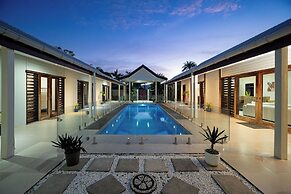 Naisoso Island Villas