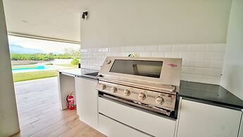 Naisoso Island Villas