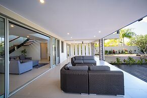 Naisoso Island Villas