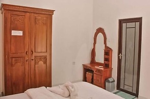 Nyuh Kadah Guest House