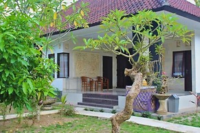 Nyuh Kadah Guest House