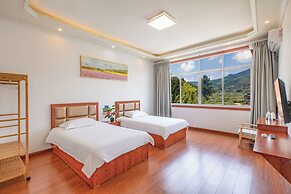 Lv ye Xian Zhuang Guesthouse