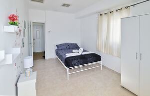 Palma Diving Resort - Hostel