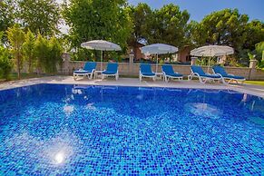 Villa Verdor by VillaTatilin