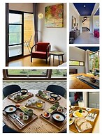 Xi Tou in Sunny Day Inn