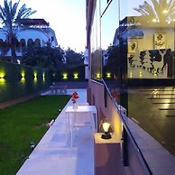 Meyde Boutique & Suites