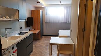 Meyde Boutique & Suites