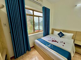 Cat Ba Plaza Hotel