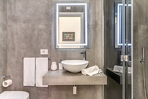 Gallery Suite Naples