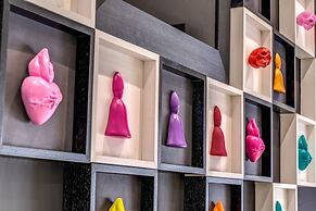 Gallery Suite Naples