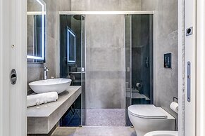 Gallery Suite Naples