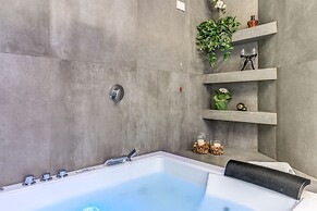 Gallery Suite Naples