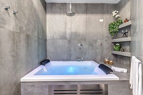 Gallery Suite Naples