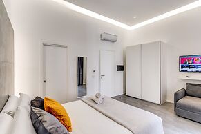 Gallery Suite Naples