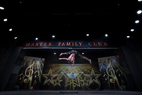 Master Family Club