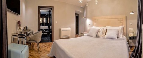 Artale 07 - Adults Only