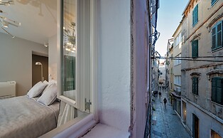 Artale 07 - Adults Only