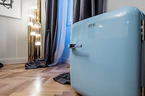 Artale 07 - Adults Only