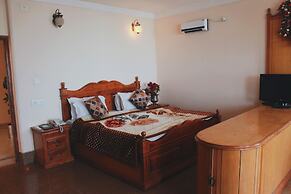 Hotel Asian Plaza Mcleodganj