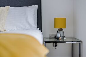 Beautiful Apartments in Media City