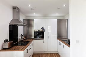 Beautiful Apartments in Media City