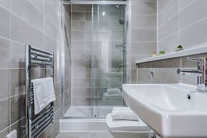 Beautiful Apartments in Media City