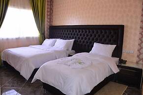 Hotel Hadaik Ain Asserdoune