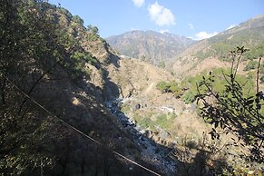 Triund Camps Riverside Resort