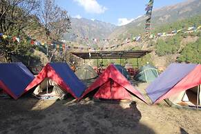 Triund Camps Riverside Resort